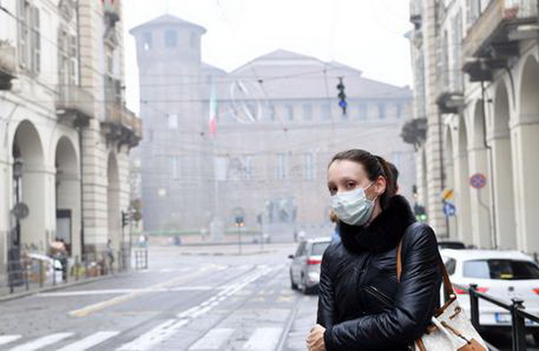 ++ Smog: Chiamparino, l'allarme Torino è eccessivo ++