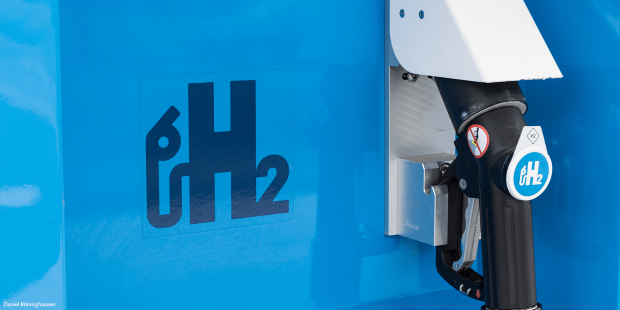 h24