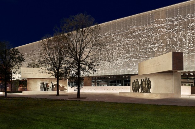 Alan Karchmer / Eisenhower Memorial
