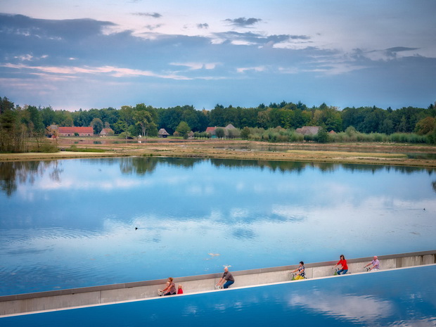 fietsen doorhet water