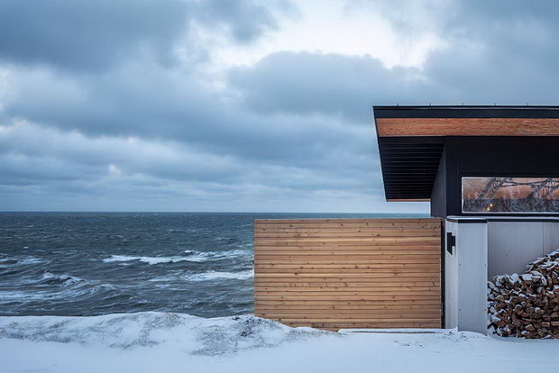 Omar Gandhi Architect, vacation home in Nova Scotia