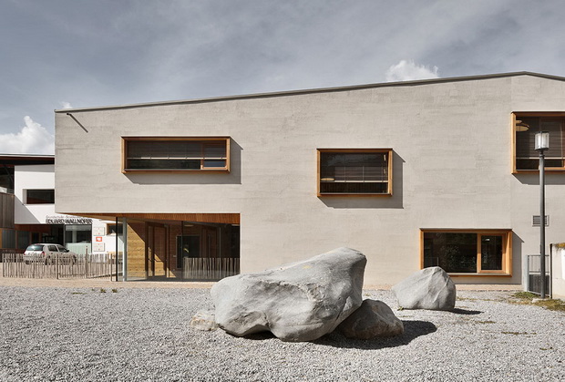 Roland Baldi, scuola materna in Alto Adige