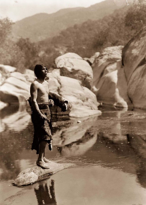 www.rarehistoricalphotos.com