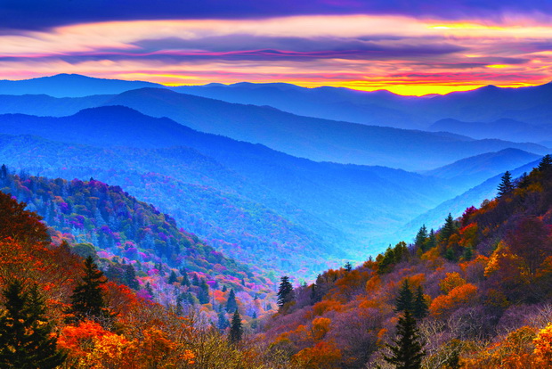 Smoky Mountains National Park, Tennessee, USA autumn landscape