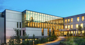 Шумарскиот колеџ во Орегон поставува стандард за употреба на дрво во архитектурата