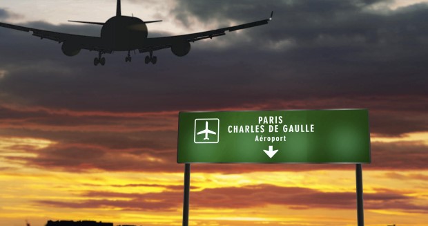 Plane landing in Paris Charles de Gaulle