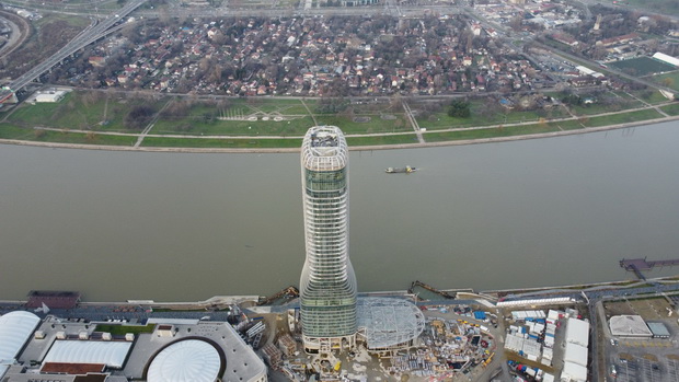 DCIM102MEDIADJI_0076.JPG