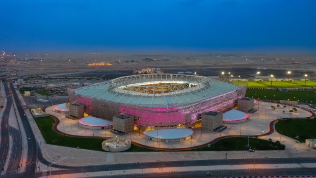 Стадионот Ahmad Bin Ali – порта во пустината која ја раскажува приказната за Катар (ВИДЕО)