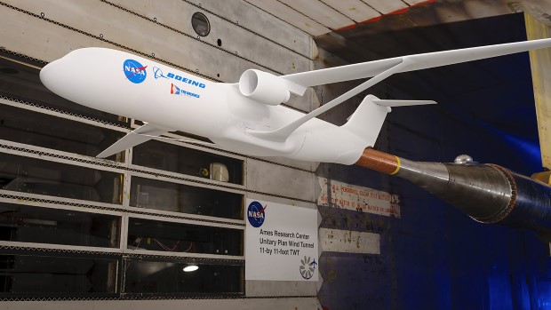NASA и Boeing ќе произведуваат авиони со пониско загадување