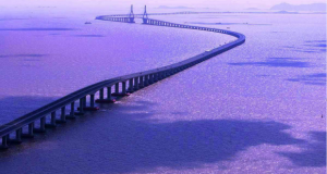 Данјанг-Куншан во Кина со 164,8 километри е најдолгиот мост во светот