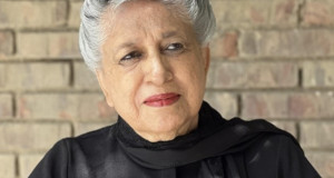 Yasmeen Lari, добитничка на Кралскиот златен медал