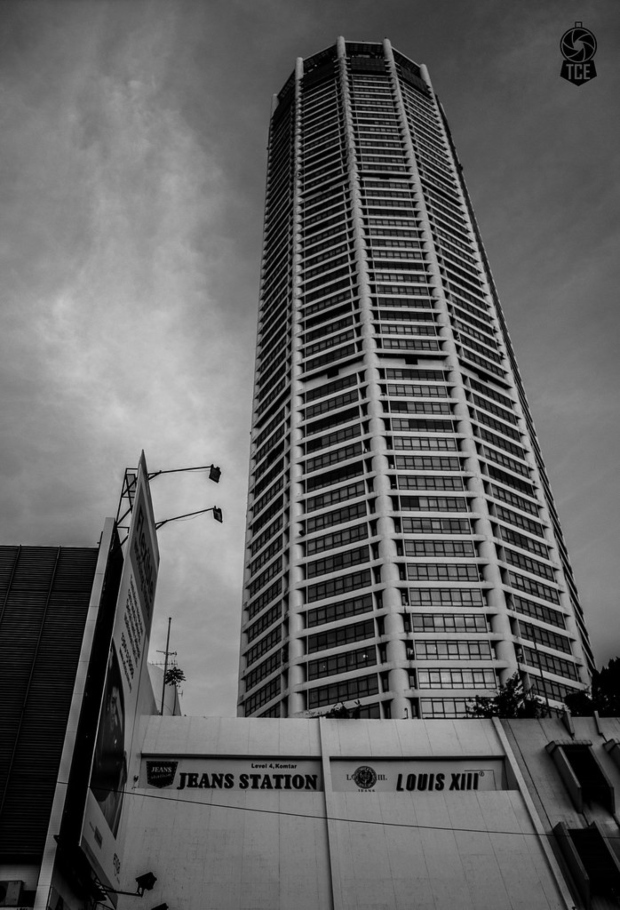 04. Komtar commercial tower from walking perspective