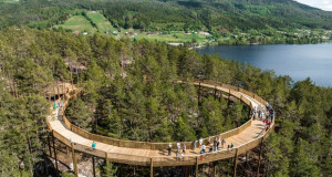 Траекторија низ пејзажот во Фирездал, Норвешка