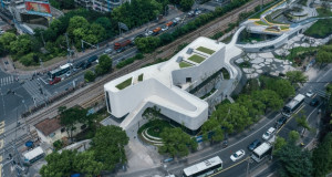 High Land Park Civic Center во Шангај претвора занемарен простор во урбаното ткиво
