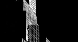 Интензивна дуалност во Њујорк – архитектури на празнината