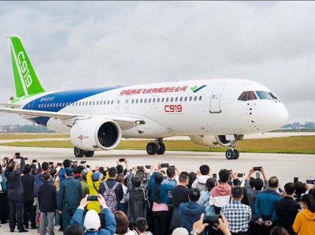 Меѓународна премиера на првиот кинески патнички авион