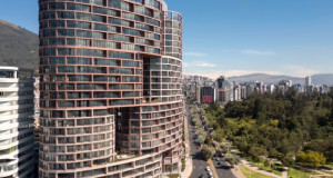 EPIQ кула: Архитектонска иновација во срцето на Еквадор