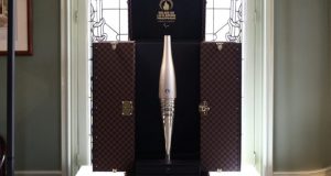 Louis Vuitton ковчези за медалите и факелот на Олимписките игри во Париз