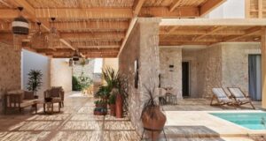 Radisson BLU Hotel Kaş сместен на медитеранскиот брег на Турција