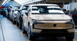 Нема веќе дополнителни царини: Volvo започна со производство на моделот EX30 во Европа
