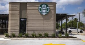Starbucks во Тексас ја отвори првата 3Д печатена кафетерија