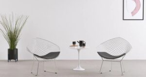 Harry Bertoia и неговата иконична Diamond chair