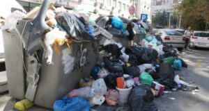 И ова е Скопје…преполно со ѓубре и смрдеа