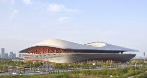 Стадион на Zaha Hadid Architects отворен во Сиан, Кина