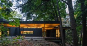 Куќа во Канада добитник на Architizer A+ за луксуз што не вреска, туку дише