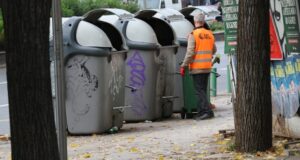 И ова е Скопје…замислете – чисти контејнери