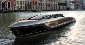 Кога Hermes ќе вплови во Венеција – минимализам и мода на вода