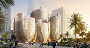 Архитектура што рефлектира светлина: Róng музејот доминира на хоризонтот
